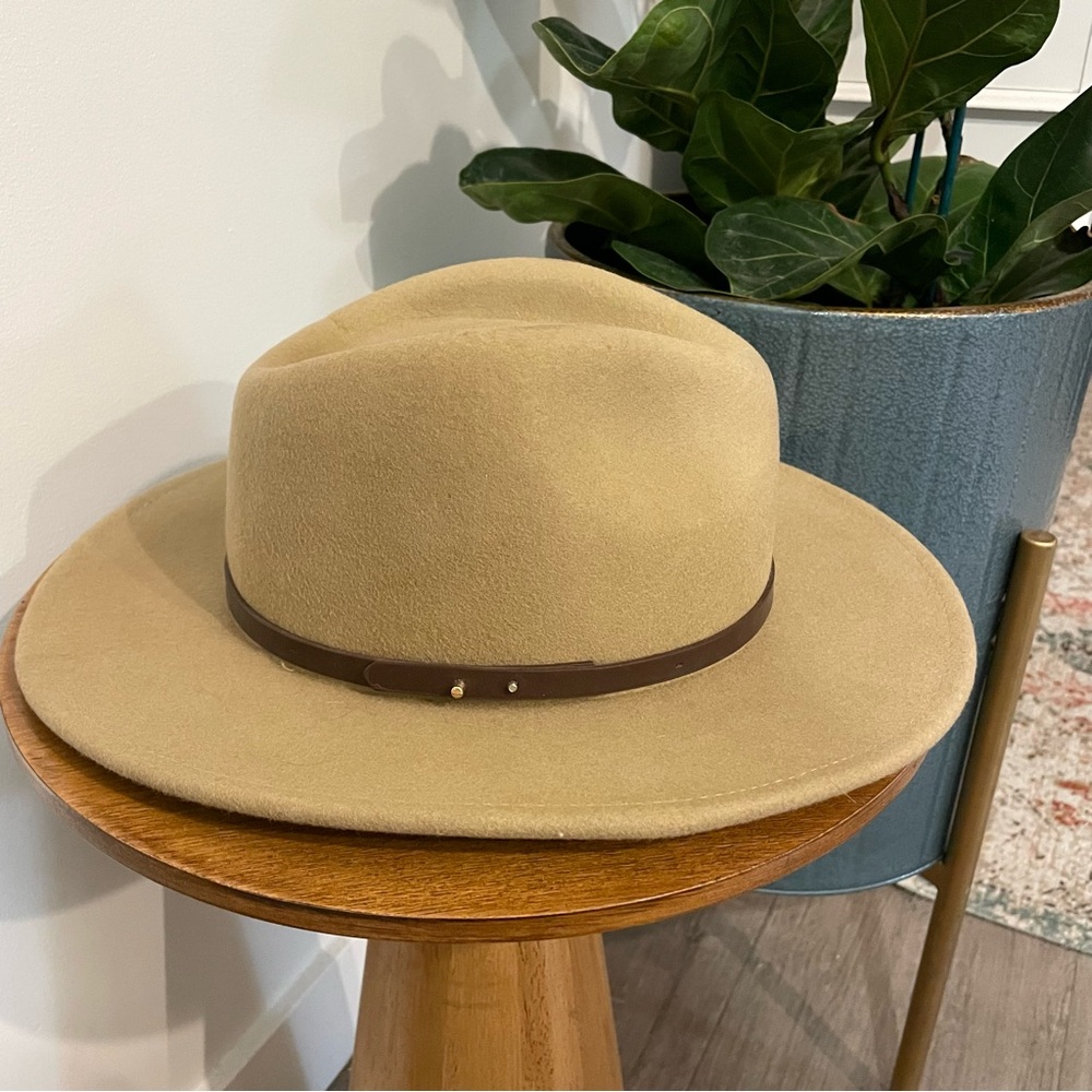 Ace Of Something Australia Oslo Fedora Wool Hat in Tan - Picture 3 of 7